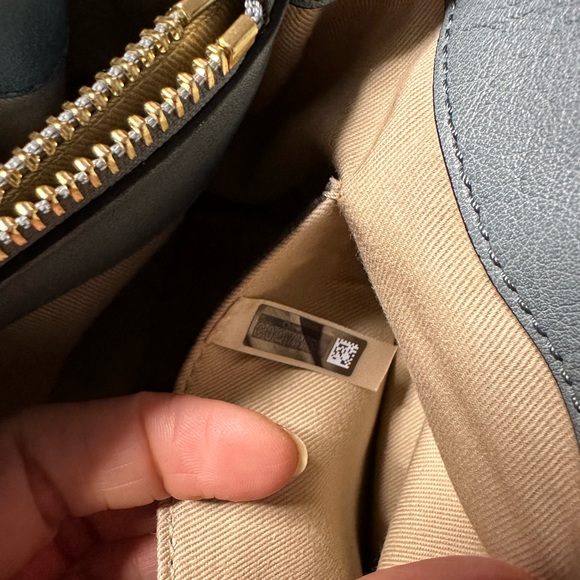 * SOLD IN A DIFFERENT PLATFORM * Chloe Faye Day 👜 💯 authentic - Picture 12 of 15